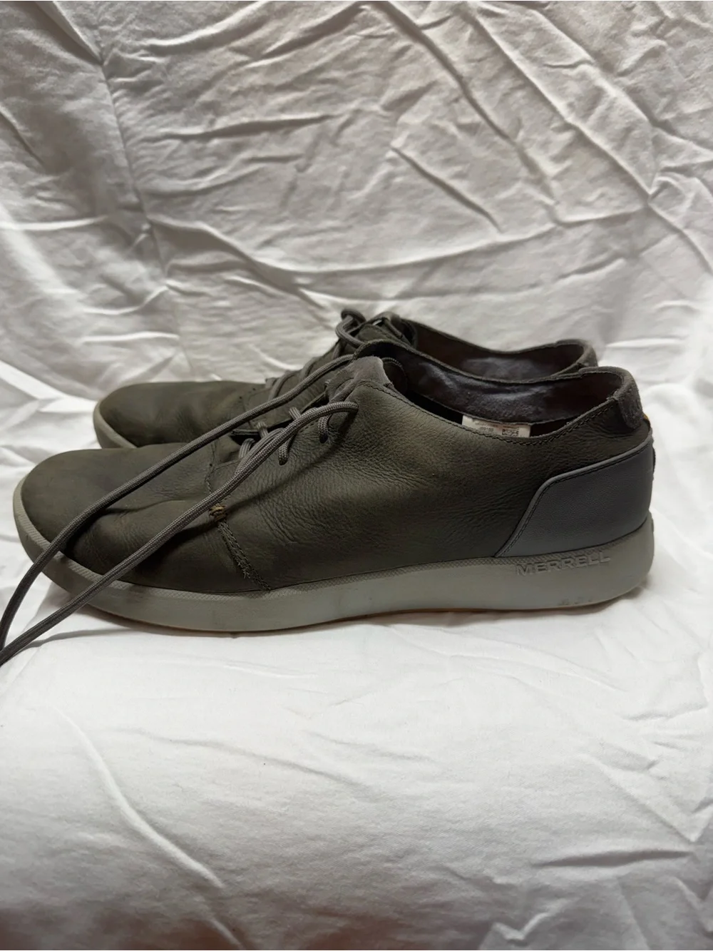 Merrell Men's Olive Green Leather Lace Up Sneakers